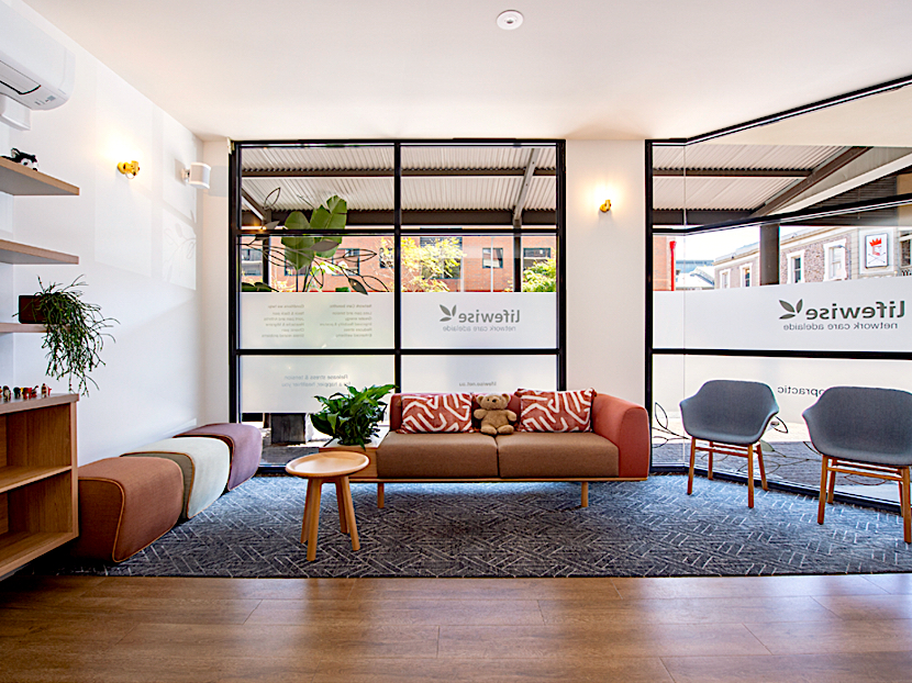 Book a network spinal consultation at the Lifewise chiropractic practice in Adelaide
